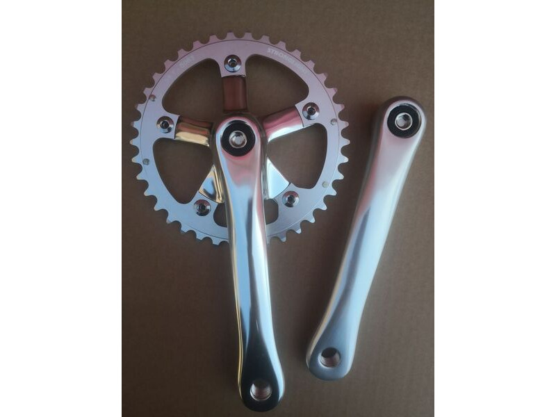 SPA CYCLES TD2 Stronglight Dural Single Chainset click to zoom image