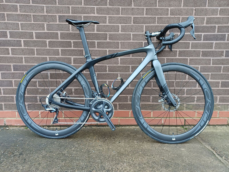 SPA CYCLES / CKT C-RV Carbon Sportif Ultegra 11spd click to zoom image