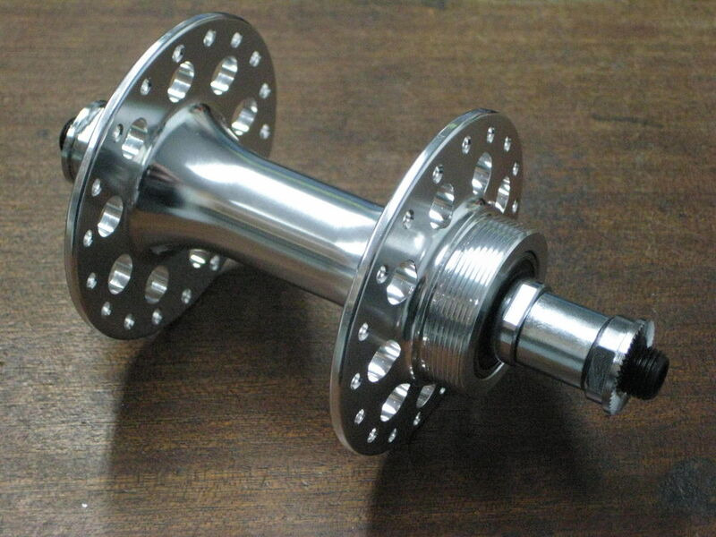 ZENITH Classic Large Flange Hubs (pair) click to zoom image