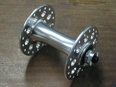 ZENITH Classic Large Flange Front Hub